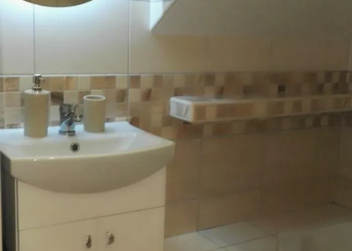 V Soukromi U Podebrad 3*